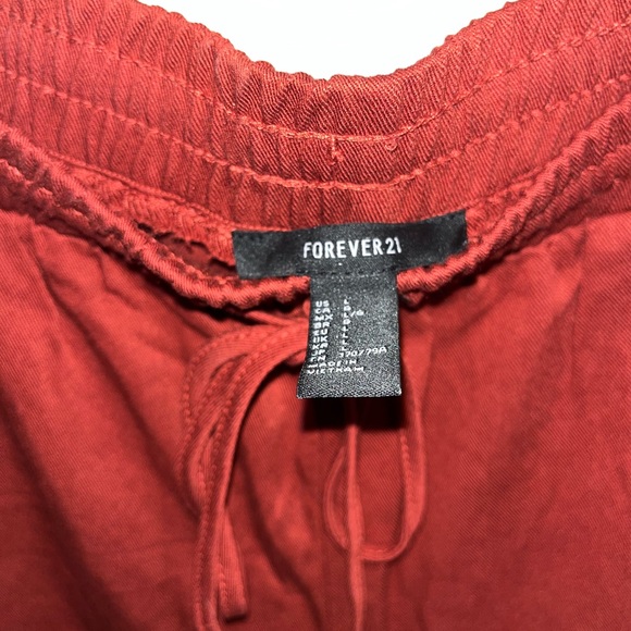 Forever21 Rust Red High Rise Shorts with Side Zippers NWT — Large - Picture 3 of 5